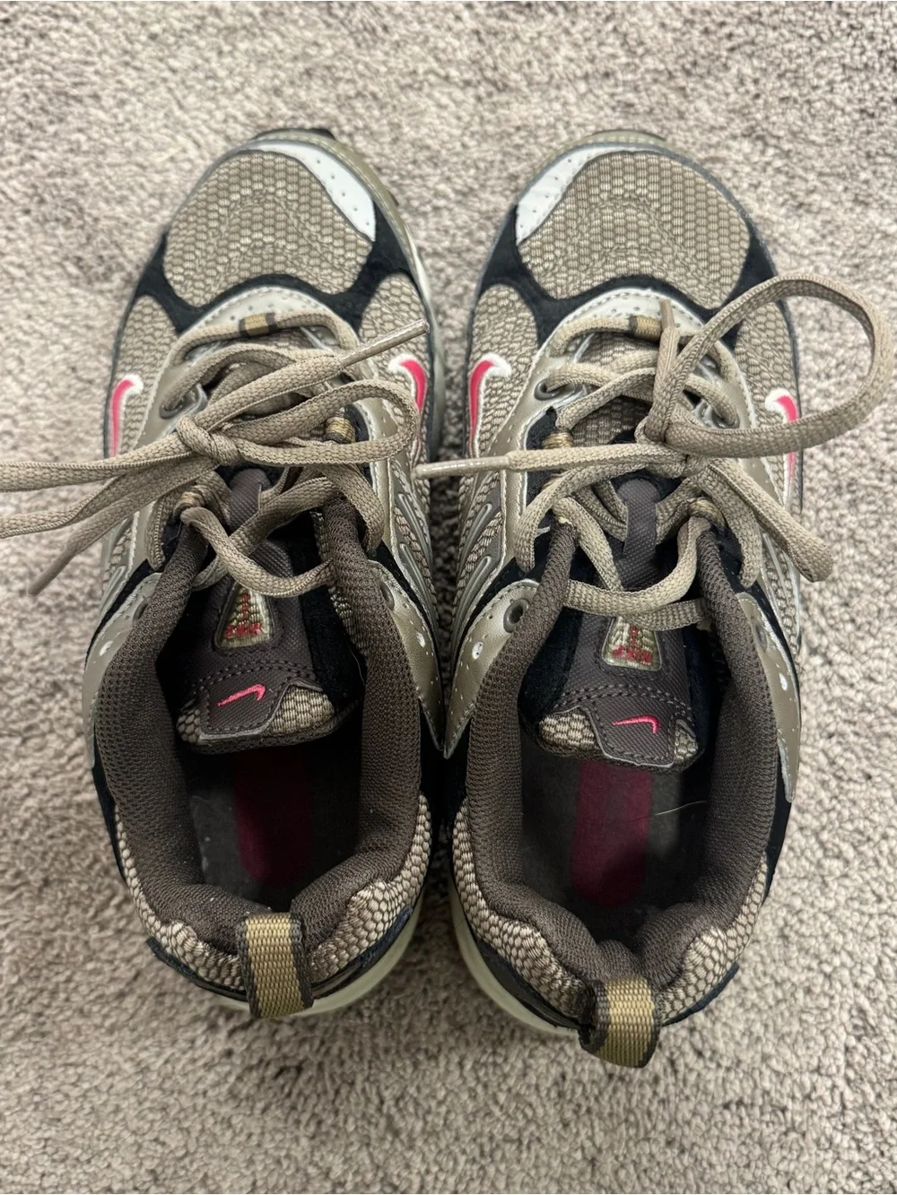 Nike Women's Beige, Brown & Pink Trail sneakers